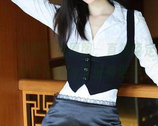 秀人网 - 炫酷少女原图，直接锁定你的夏诗诗Sally壁纸神选手