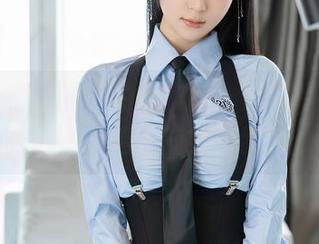 秀人网 - 李丽莎的裤里丝，图集精选就像一次悄悄的捉迷藏