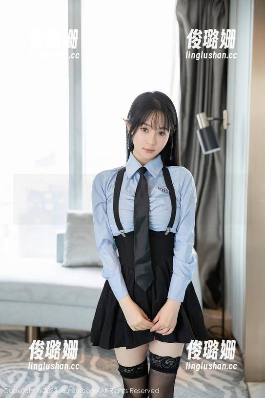 秀人网-李丽莎 秀人网 - 李丽莎的裤里丝,图集精选就像一次悄悄的捉迷藏