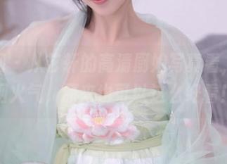 秀人网 - 从艺轩的高清厨娘写真看，人间烟火气，原来也可以这么好看！