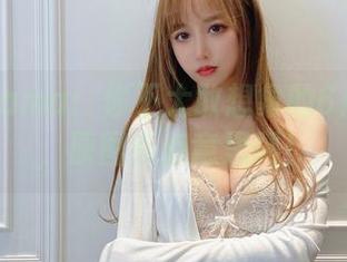 米线线sama：你不大敢想象的6点半月亮，原图有点意思啊！