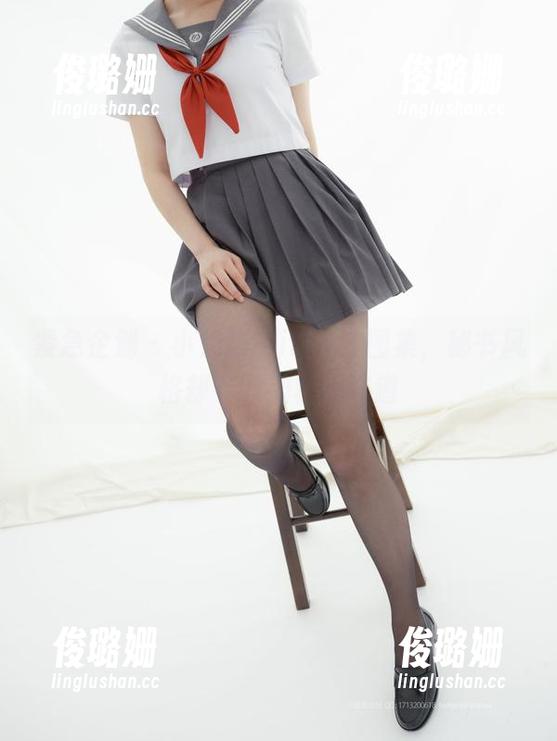 紧急企划 - 小奶糕Milky的图集，秘书风格却有股别样的味道