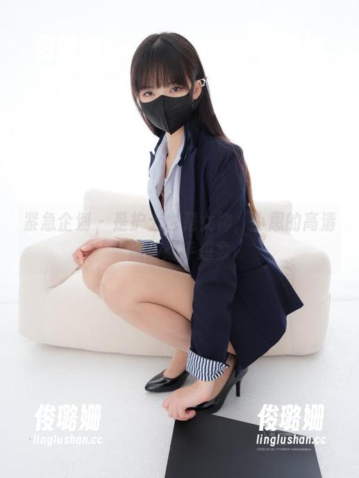 紧急企划 - 是护士也是女神，小恩的高清照片超乎想象