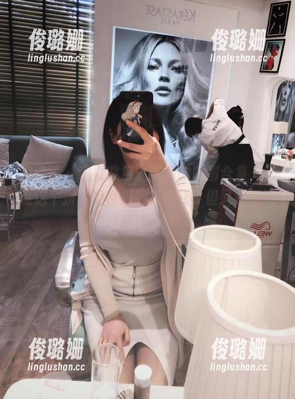 紫色哒豚豚 微密圈 - 观看紫色哒豚豚的散图合集,想说这个拼图组合得有点疯狂,但又看得不愿意移开眼。