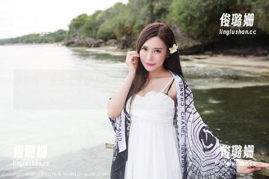 美媛馆-王馨瑶yanni 美媛馆 - 看完王馨瑶yanni的美脚美图,下载去细细品味,谁说我只看表面~