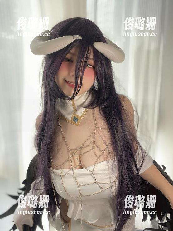 微密圈 - 把葱油饼er穿上婚纱，是何等的视觉冲击？