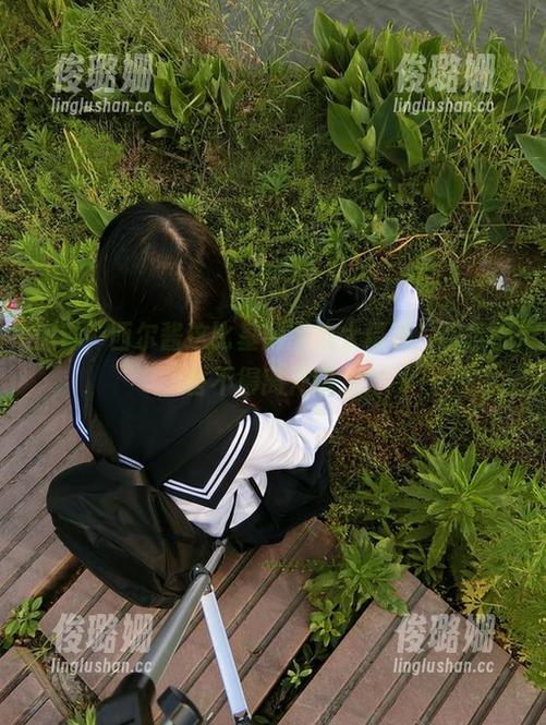 倒霉，西尔酱这比基尼图集太精选，眼睛都舍不得离开哦。