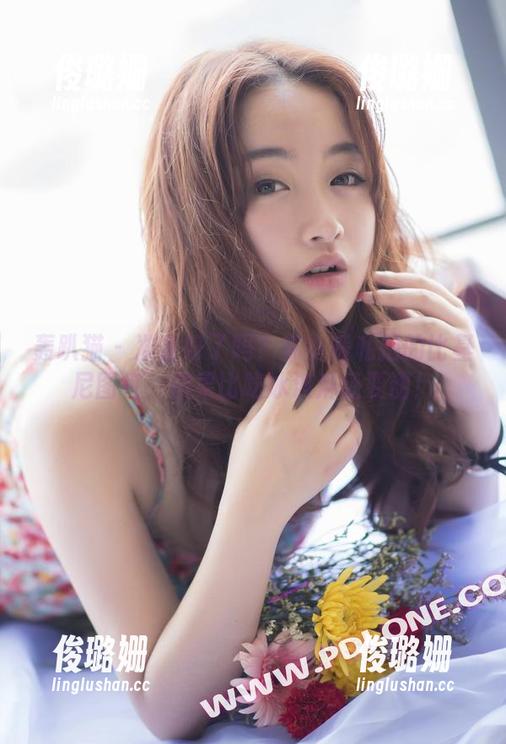 轰趴猫 - 准备好了吗？苏小暖私拍的比基尼图包，效果比吃冰淇淋还要甜！