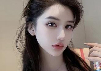 微密圈 - 阿色推出黑色姐姐在线作品，打破常规，我敢说她会翻转你对颜色的看法！