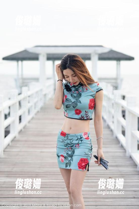 魅妍社 - 作品集合：淼淼萌萌哒的制服，看完有点懵，真的有着说不清的魔力。