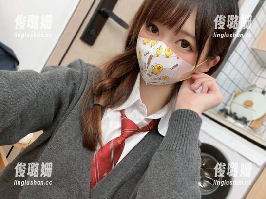 高清资源呈现魔物喵nigisa泳装，这衣服的布料是围起来的吧？