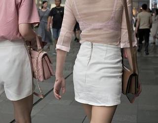 魔镜街拍 - 全网在线！婷婷的肉丝美图在寒风中闪耀